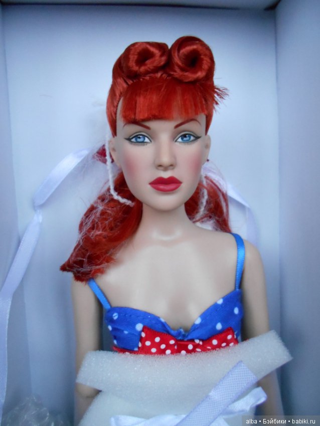 Кукла 500 рублей. Куклы Тоннер Basic Maxine. Кукла Tonner Дикси рокабилли. Кукла 500 на 500. Jill dimensional Stand up Doll made of Wonderfoam 1950s.