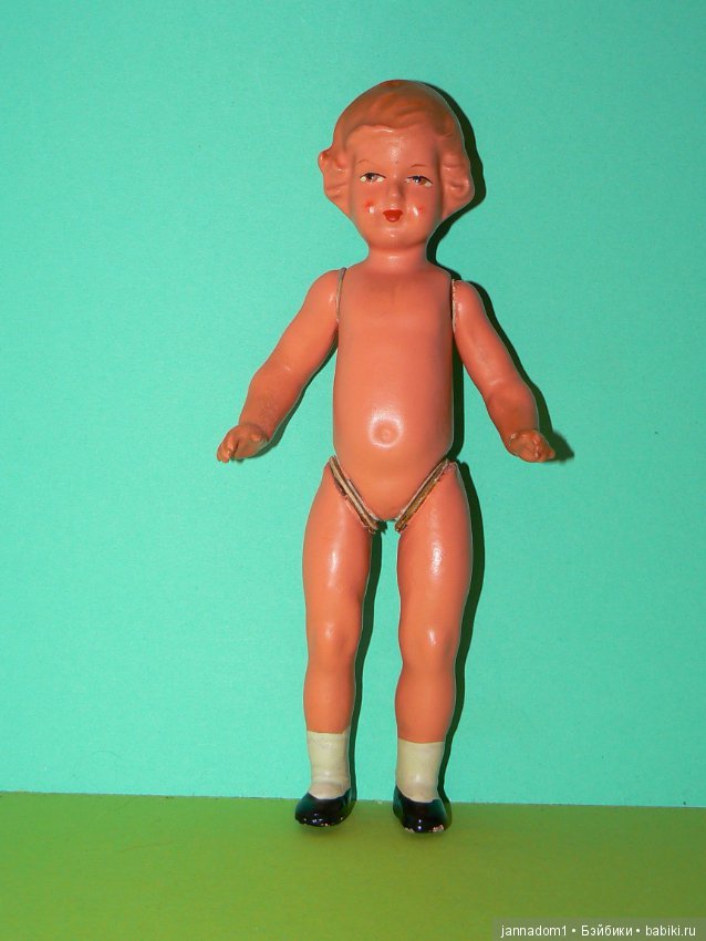 Красивая куколка-рельефка ECW-E. Christian Wittig, высота 20 см