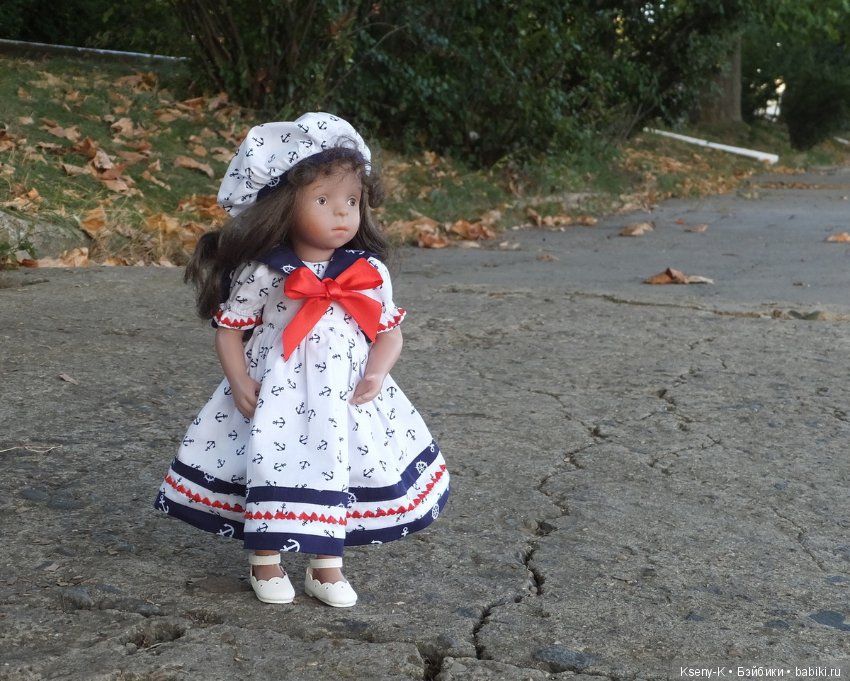 Журнал по шитью одежды для кукол Минуш/Minouche «Маленькая барышня. Летние прогулки» (фото 2)