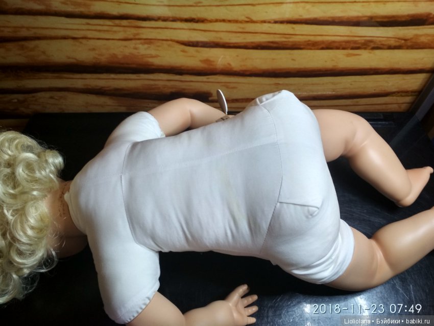 Большая виниловая красотка Либерти от Virginia Turner. Рассрочка