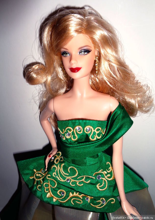 Holiday Barbie 2011 426668