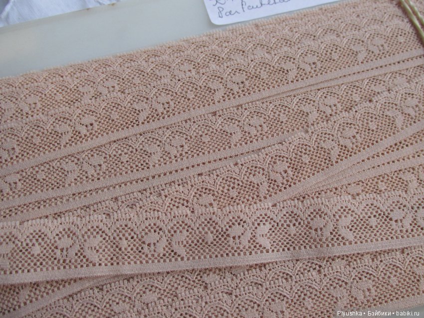 Узкие винтажные французские кружева (фото 10)
