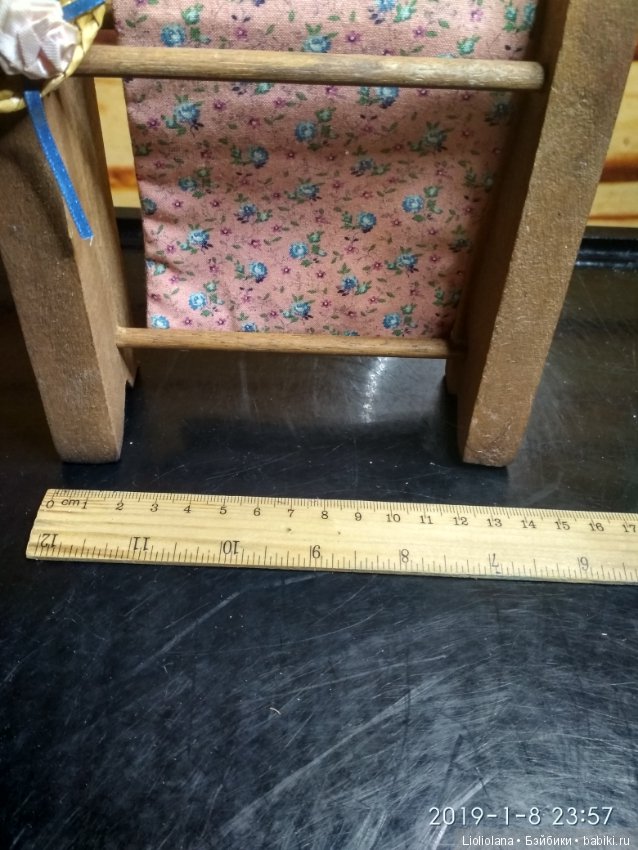 Напольная вешалка для кукольного интерьера (фото 8)