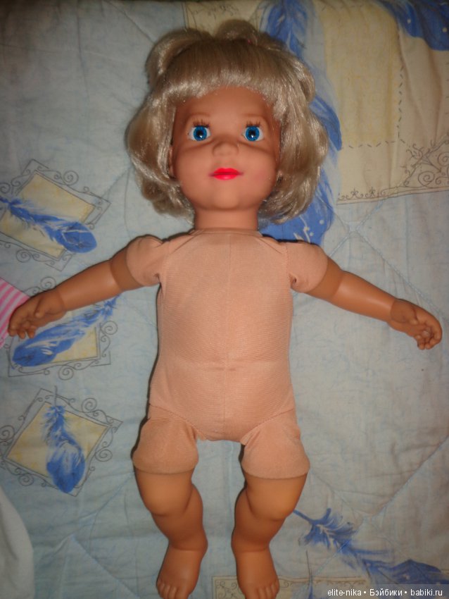 коллекционная кукла барби вальс в посольстве. говорящая кукла с мимикой. пример объявления о потере куклы. потерялась кукла. потерялась кукла.