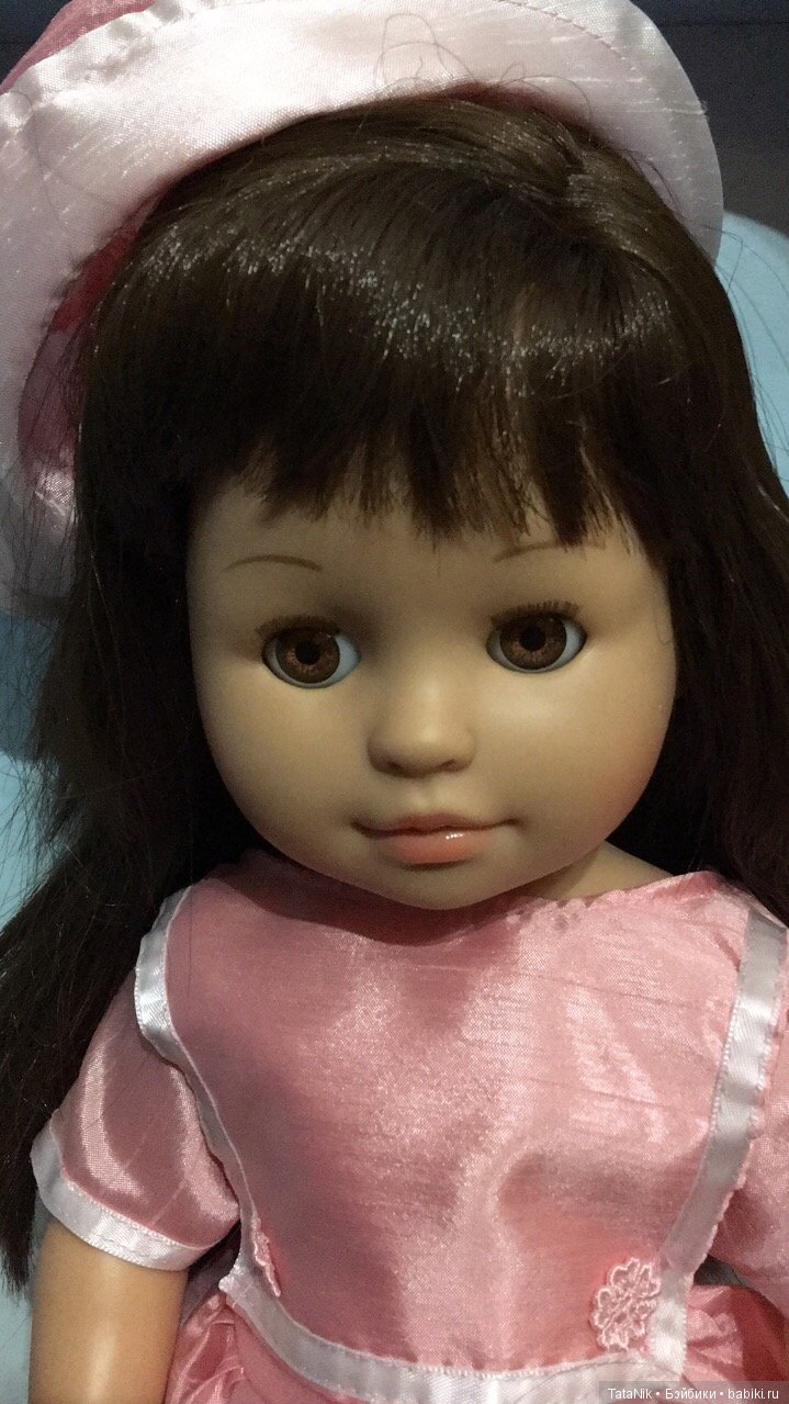 Новая брюнетка Сой Ту Ruth Treffeisen 2012г (фото 9)