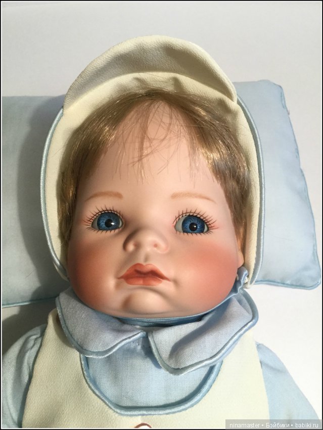 Фарфоровый малыш Erik от Ashton-Drake Gallery