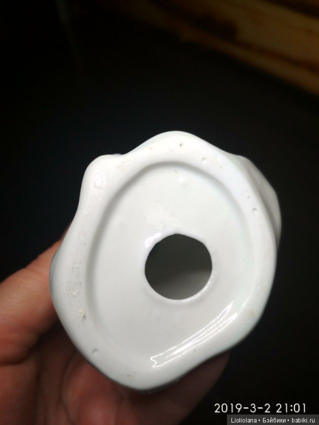 Фарфоровая статуэтка Девочка с букетом. 15 см (фото 5)