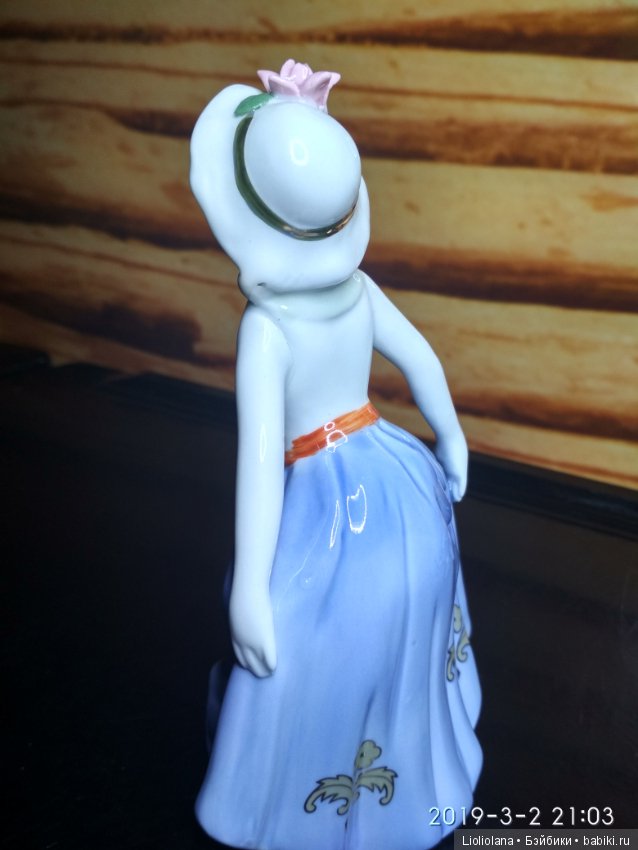Фарфоровая статуэтка" Девочка в реверансе". 15 см (фото 4)