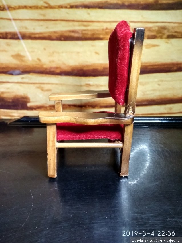 Мягкое кресло для небольших кукол (фото 2)