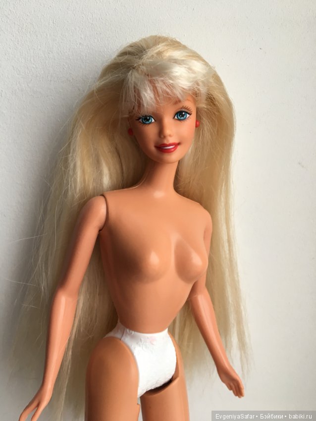 Disney Fun Barbie 1997 Яркая и красивая куколка. 