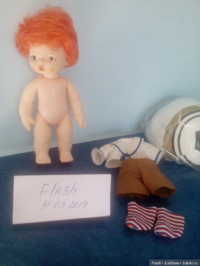 Винтажный итальянский мальчуган рыжик-морячок