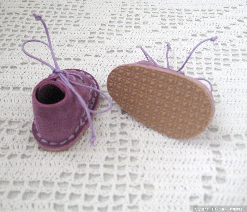 Обувь для куклы Paola Reina, ботинки замшевые сиреневые (фото 6)