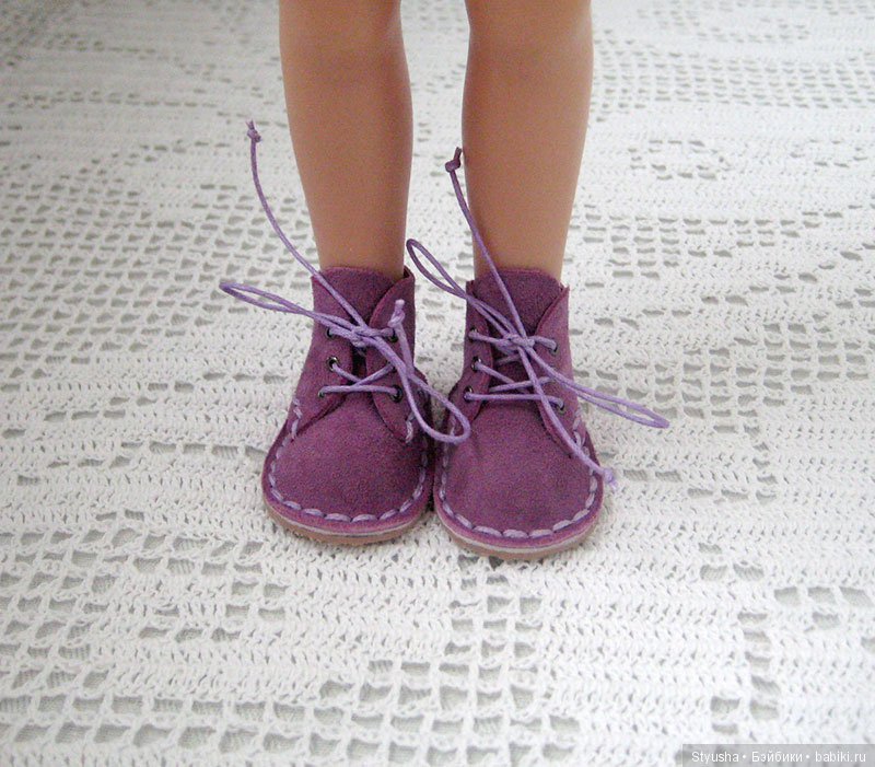 Обувь для куклы Paola Reina, ботинки замшевые сиреневые (фото 5)