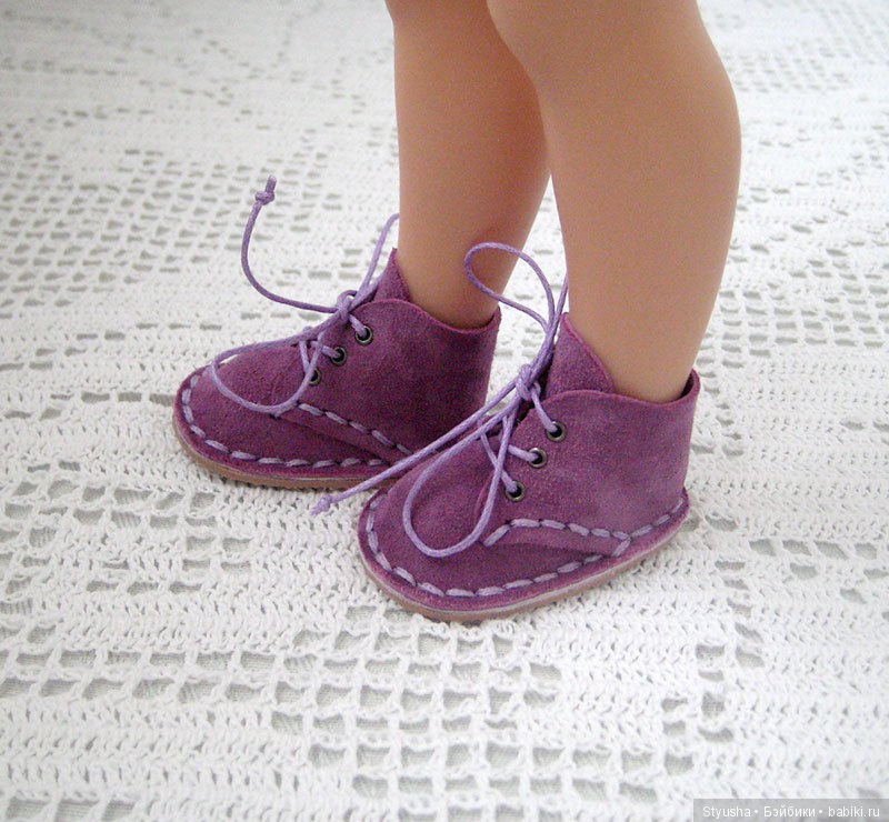 Обувь для куклы Paola Reina, ботинки замшевые сиреневые (фото 3)