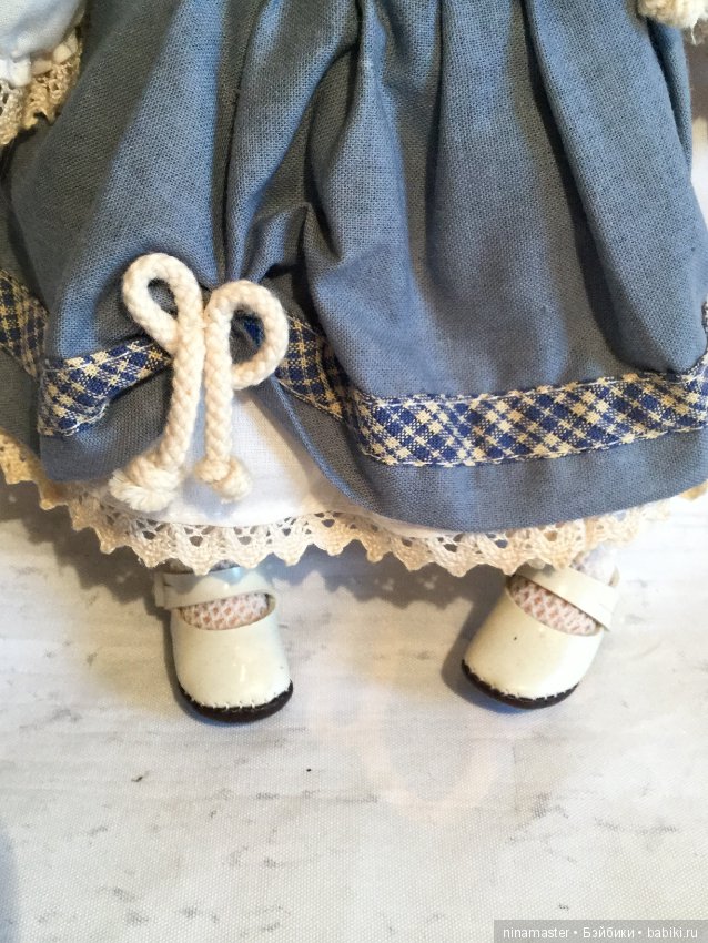 Фарфоровая малявочка от Evelyn Pfeiffer (фото 5)