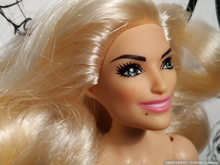 Рестлер Шарлотта Флэр. Нюд (фото 6)