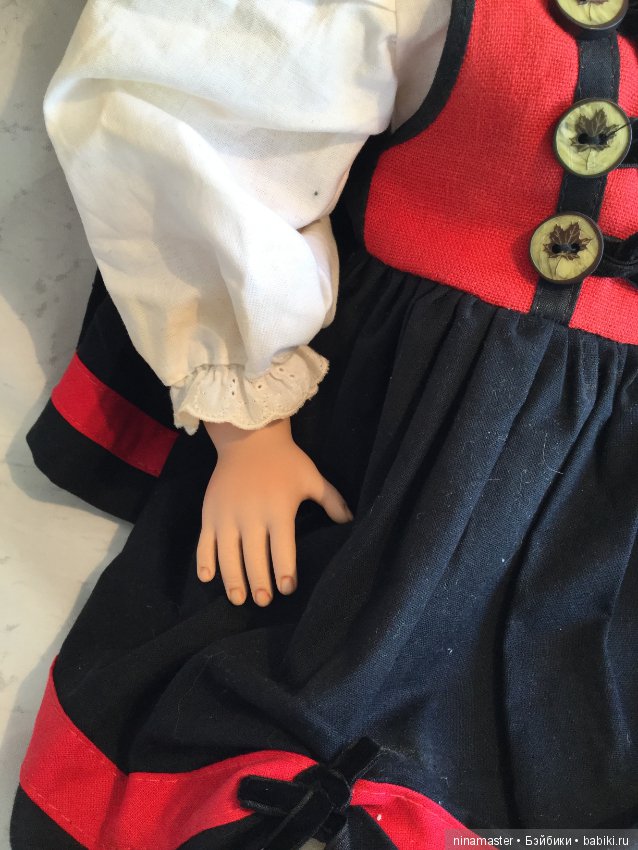 Фарфоровая кукла от автора Margit Dassen (фото 5)