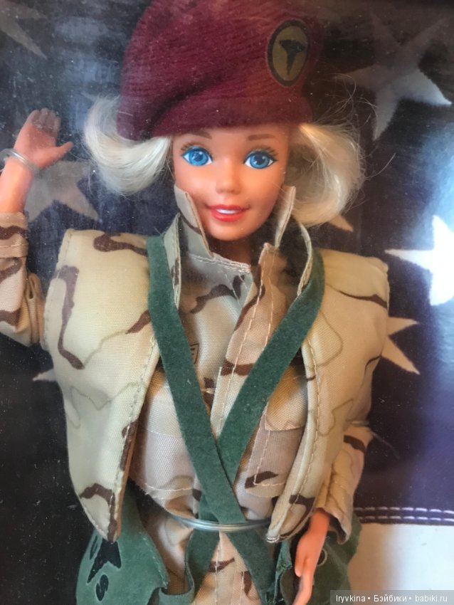 Коллекционная кукла - Винтажная Барби 1992 Stars 'n Stripes Army