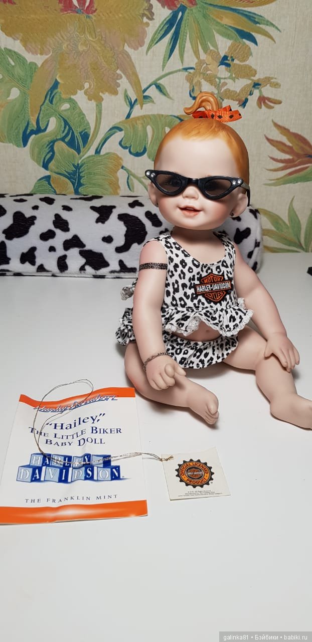 Маленькая байкерша Хейли — Фарфоровые куклы