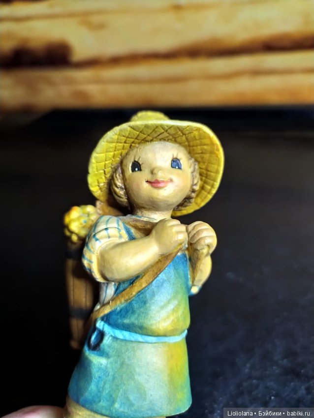 Деревянная статуэтка от Anri Сборщик Винограда (фото 3)