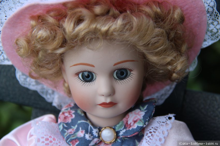 antique heritage genuine porcelain doll