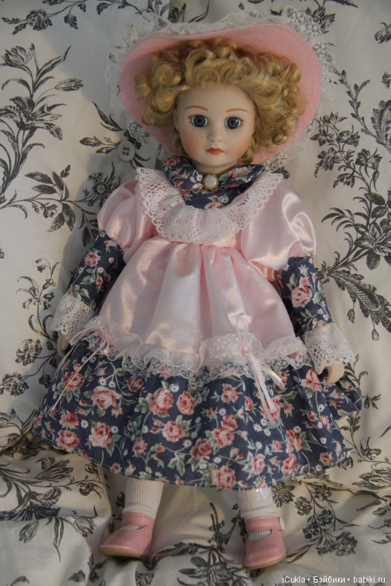 antique heritage genuine porcelain doll