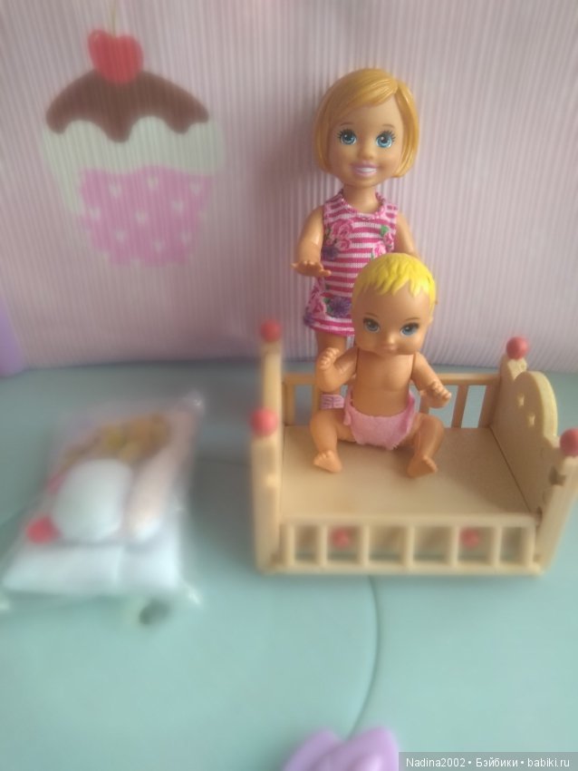 Кроватка сильвани фемили — Кукольная мебель (фото 6)