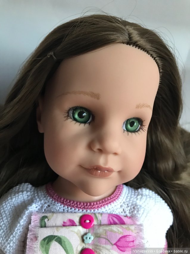 Ханна «В спортзале» с зелёными глазками 2017 г. от Готц(Gotz)