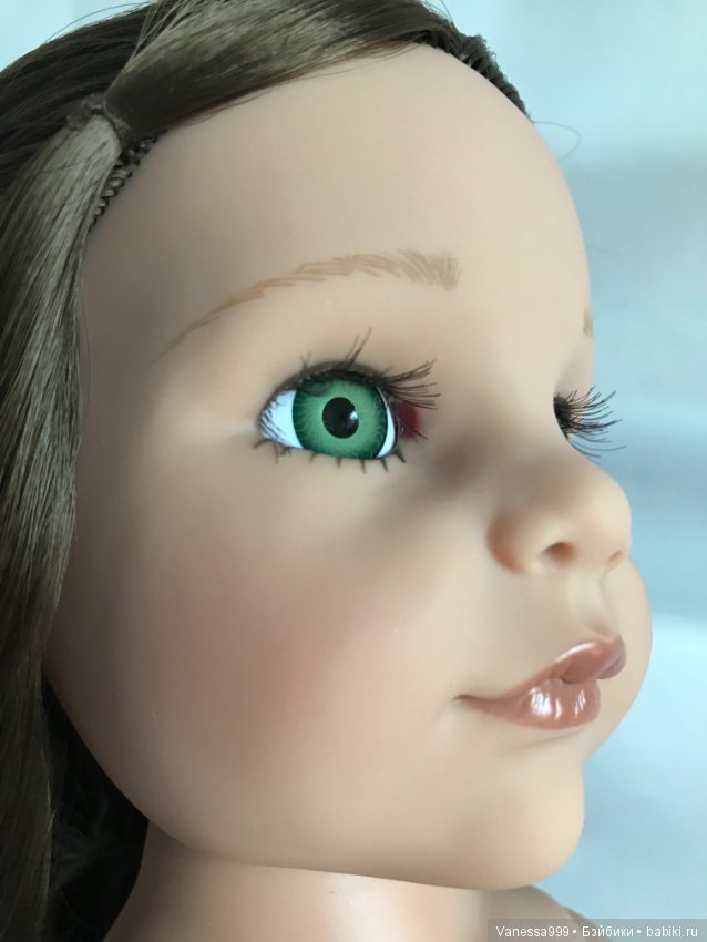 Ханна «В спортзале» с зелёными глазками 2017 г. от Готц(Gotz)