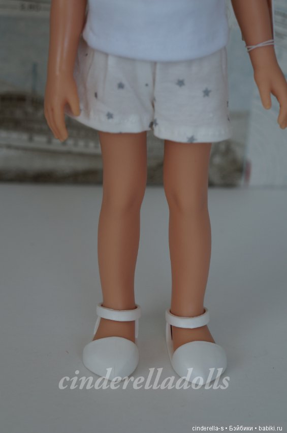 Обувь для Королле, Паола Рейна