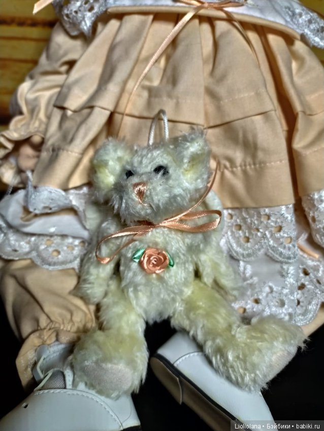 Триста-плакса от Lloyd Middleton и Jhelma Resch. #94/300 (фото 5)