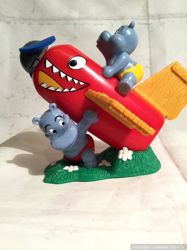 Эль чупакабра самолет. Слоник в самолете. Звери на воздушных шариках. Самолет бегемот. Самолет бегемот.