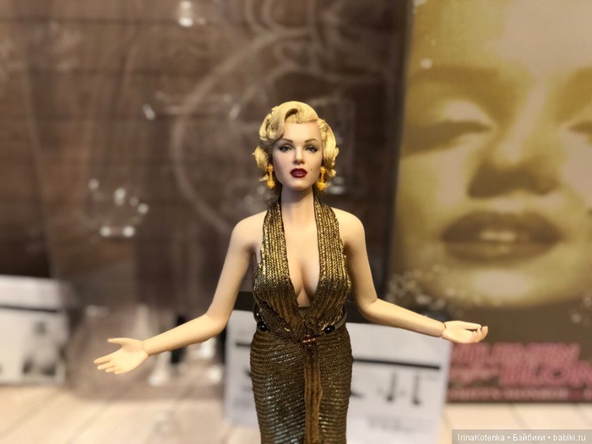 Мерелин Монро от Star Ace Toys полный комплект