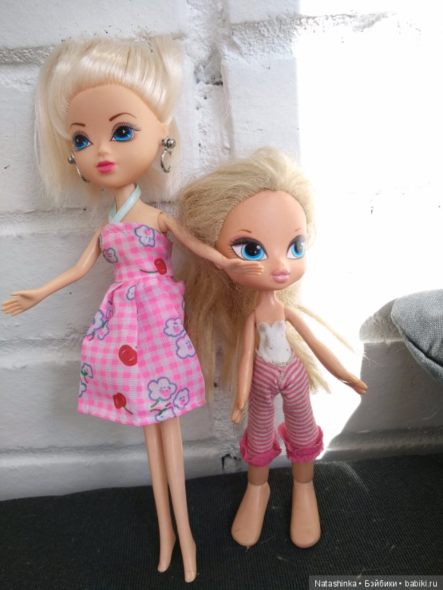 Аделина продает своих кукол (фото 6)