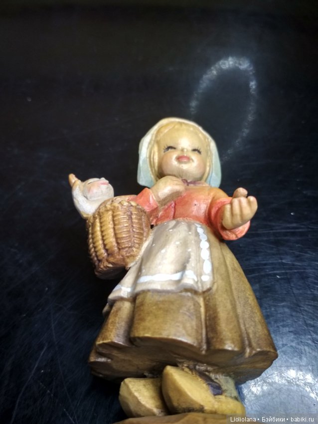 Деревянная статуэтка Девочка С Зайчиком от Anri и Ferrandiz . Италия. Рассрочка (фото 6)