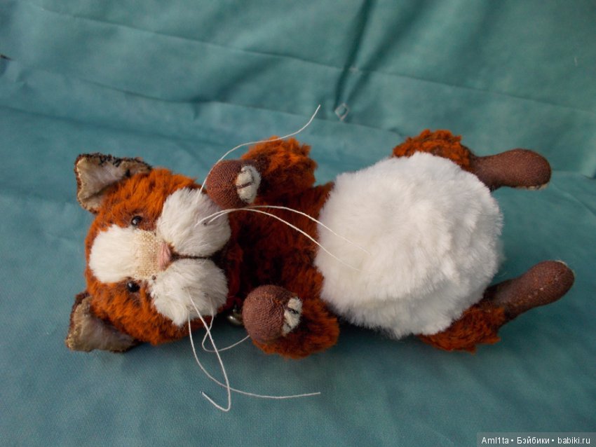 Авторский teddy, тедди-котик, приносящий удачу (фото 3)
