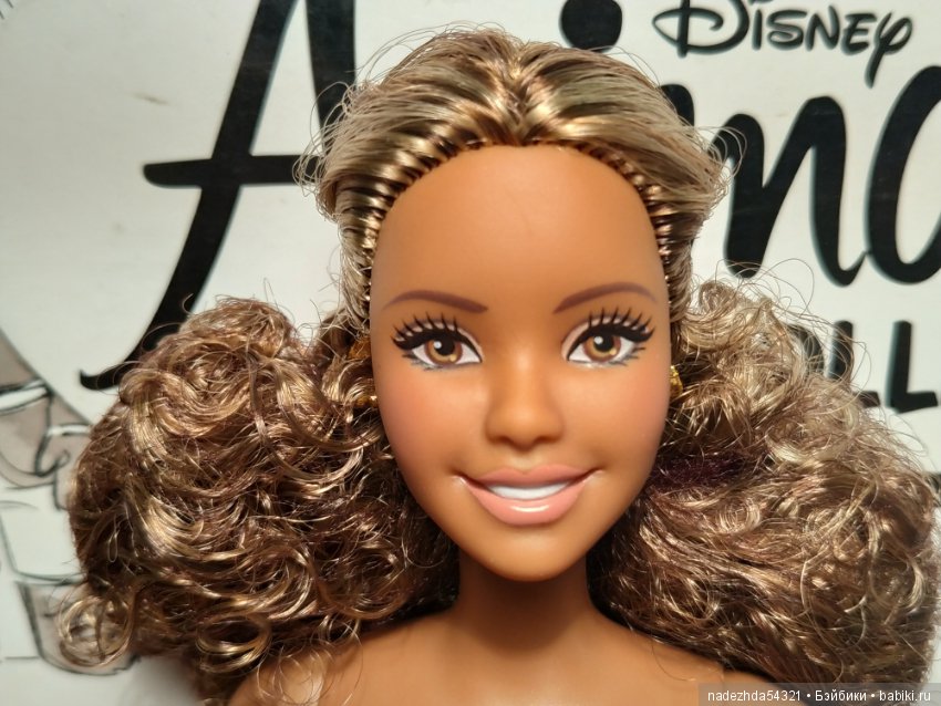 Пышная шарнирная Barbie Look – Ночной гламур