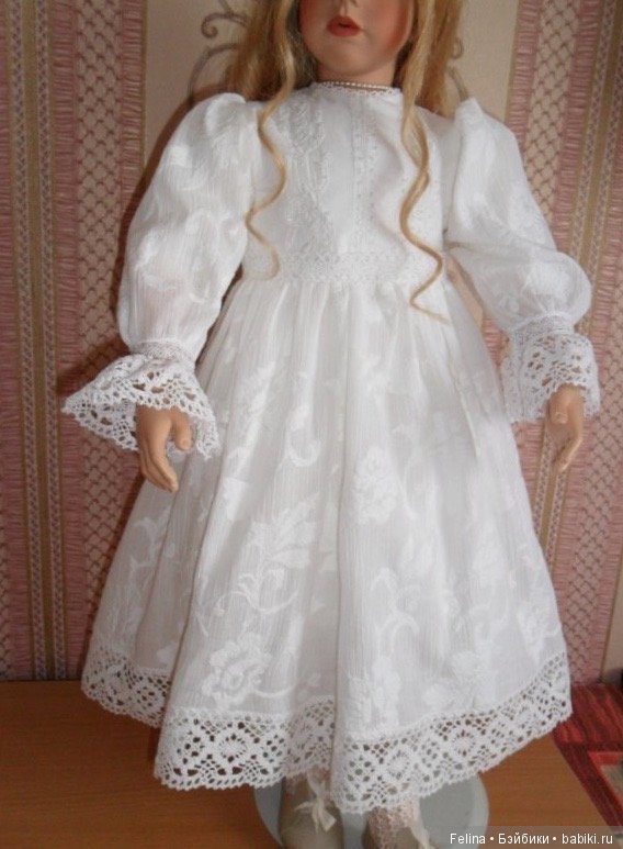 Платье белое батист на куклу 70-75 см