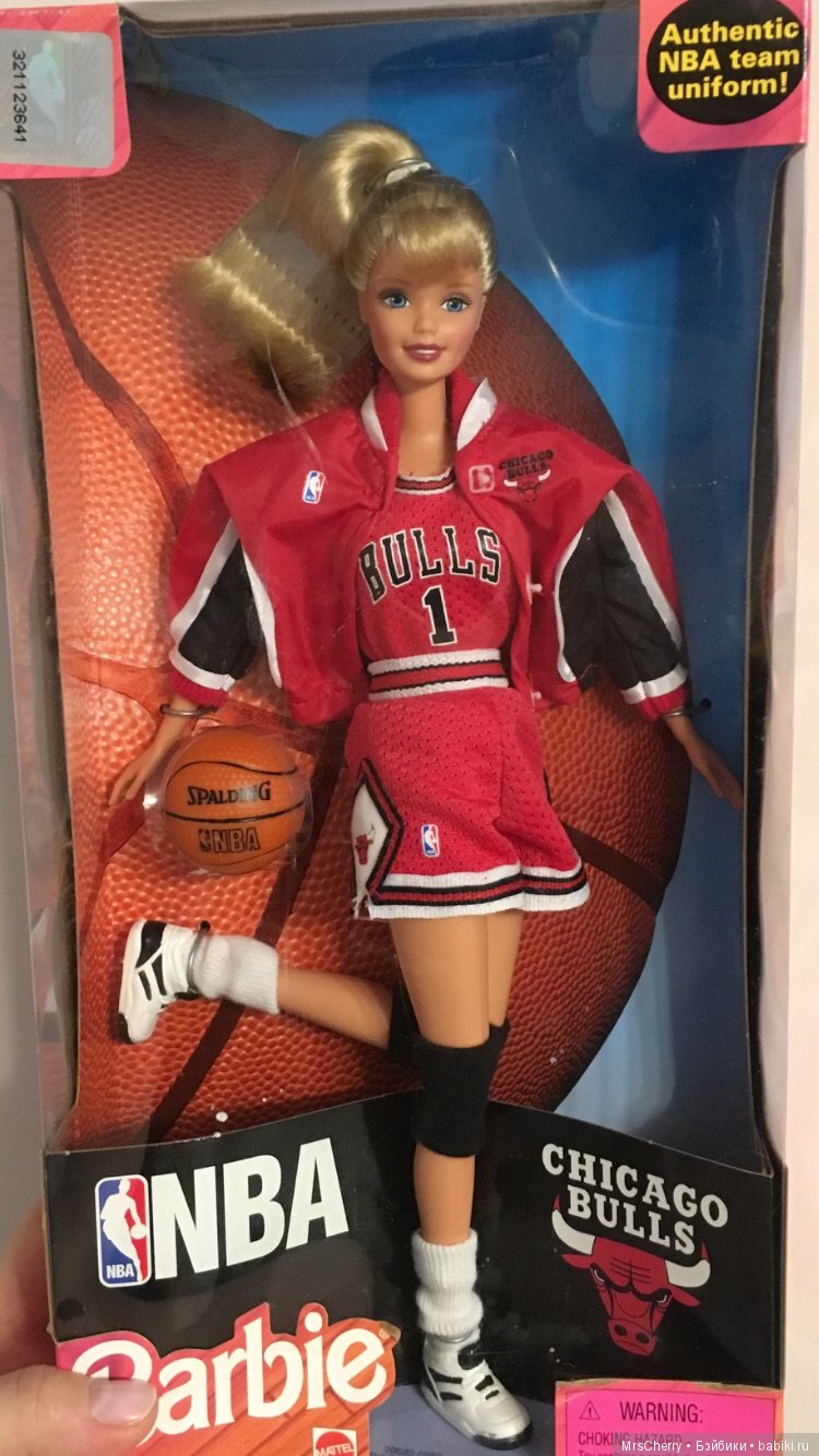 Шарнирная Барби Баскетболистка / Chicago Bulls Barbie NBA