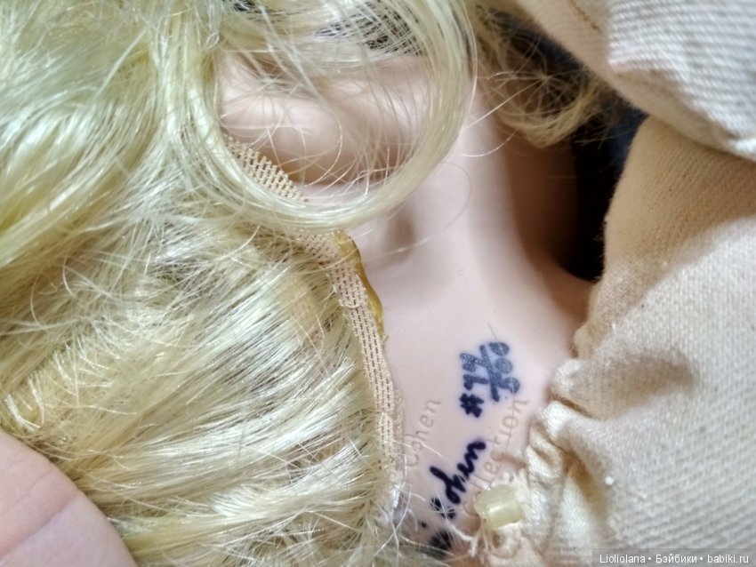 Виниловая кукла Рождественская Милли от Lloyd Middleton. Рассрочка (фото 3)