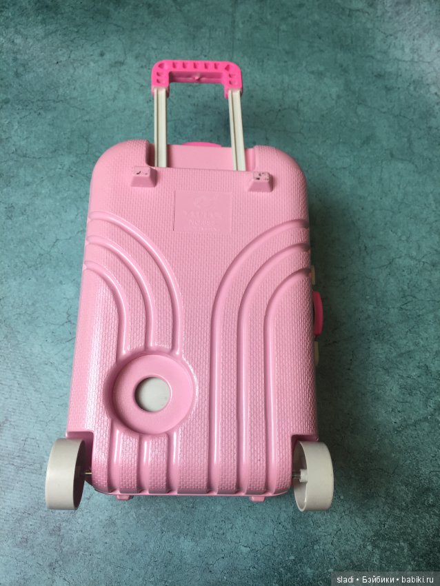 Кукольный чемодан — Аксессуары для кукол (фото 7)