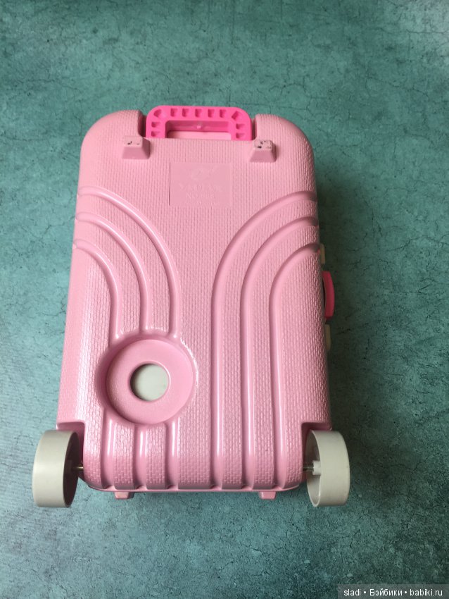 Кукольный чемодан — Аксессуары для кукол (фото 8)