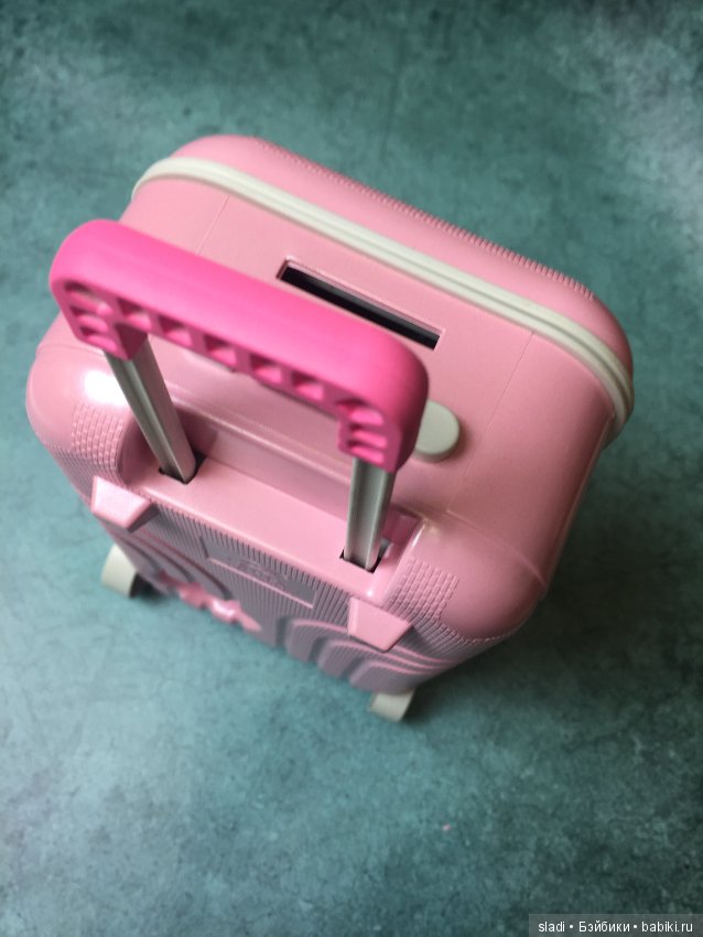 Кукольный чемодан — Аксессуары для кукол (фото 6)