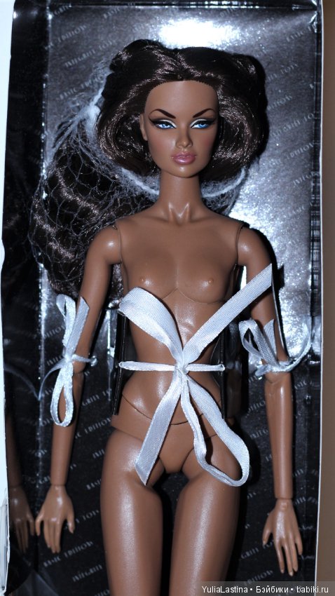 Кукла Fashion Royalty ITBE Anja In Sequins