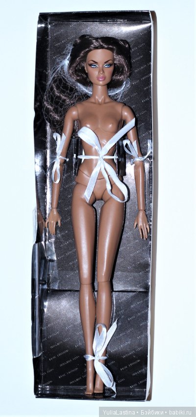 Кукла Fashion Royalty ITBE Anja In Sequins