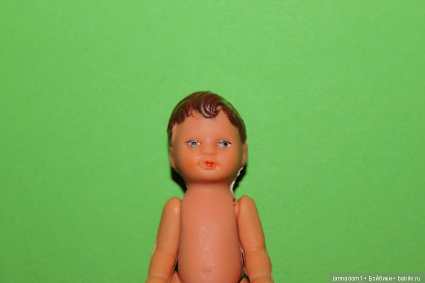 Резиновый пупсик Tebu Теоdor Buschbaum, темненький, ГДР, высота 9 см (фото 2)