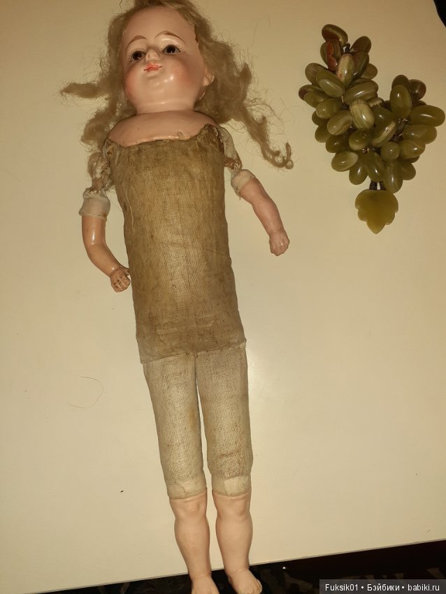 Антикварная кукла из папье маше (фото 5)