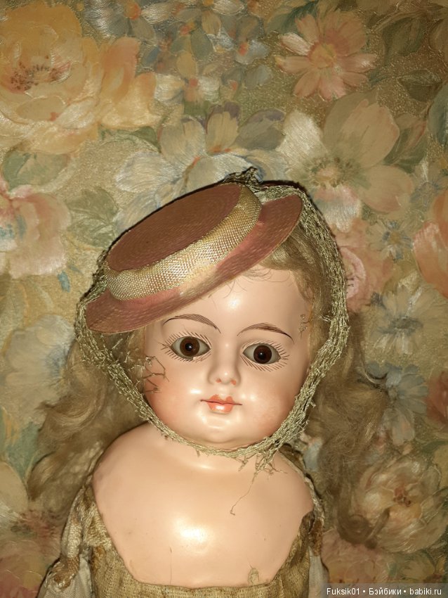 Антикварная кукла из папье маше (фото 6)