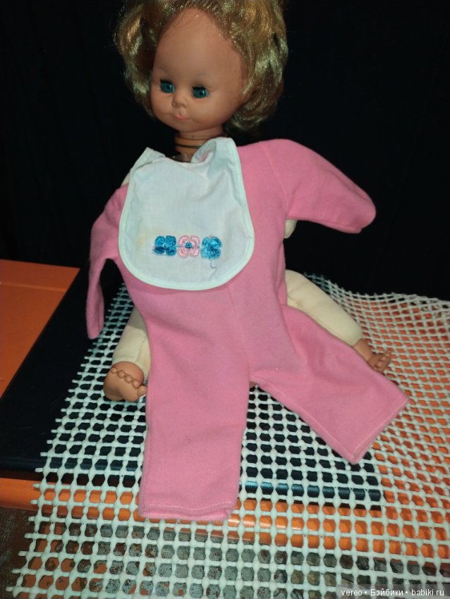 Винтажная кукла из Италии с механизмом внутри