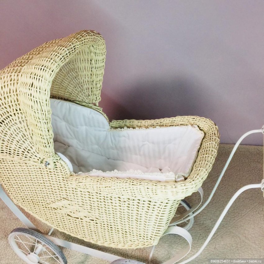 Большая плетённая коляска - реплика (фото 3)